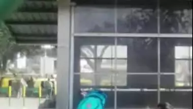 Risky and quick outdoor sex, sexy college babe sucking BF dick, desi xxx mms