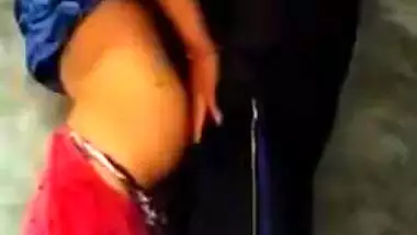 Desi girl is fucked by XXX lover in dirty room and has MMS clip