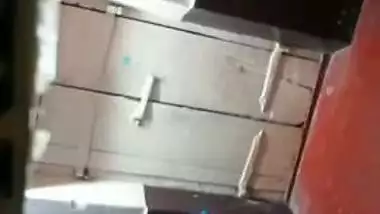 Perv sets era in Indian neighbor's house and she doesn't even suspect