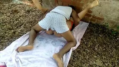 Brother tied a rakhi Hand and gave him a fuck on the farmhouse