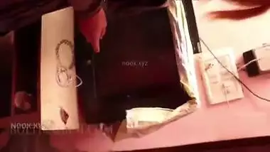 K Ghar Pe Aya Tv Thek Krne Wala Ke Sath Kiya Sex - Desi Bhabhi And Desi Aunty