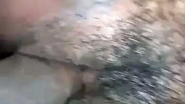 Man drills a milf’s hairy pussy hard in Tamil sex video