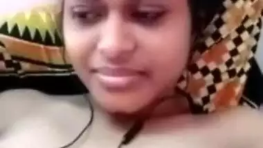 Today Exclusive- Cute Desi Girl Showing Boobs To Lover On Video Call Part 2