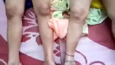What else can XXX Indian students do in evening but posing in sex video