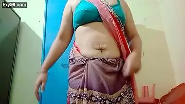 Telugu aunty Sangeeta wants to have bed breaking hot sex with dirty Telugu audio