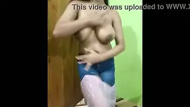 Sexy Indian wife making super hot expressions