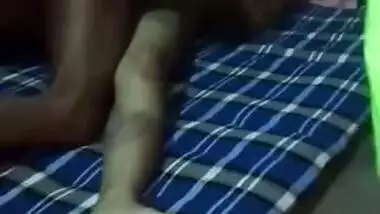Desi dude records XXX coupling with Bangladeshi wife on amateur cam