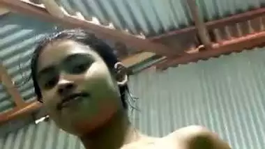 Village girl after bath asking sorry in nude MMS