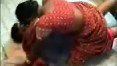 Punjabi desi maid ko plumber ne jor jor se chod daala