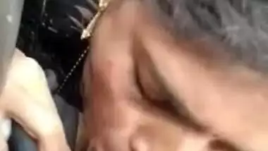 Telegu Desi XXX wife gives a good blowjob in a car MMS video