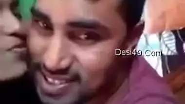 Indian lovers exchange XXX kisses before becoming in mood for sex