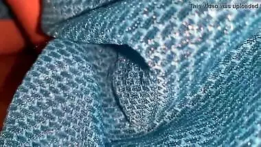 Desi housewife in blue sari invites man with condom for XXX fucking