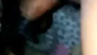 Desi woman has a lot of XXX subscribers because she is banged on camera