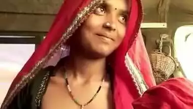 Today Exclusive- Horny Desi Bhabhi Showing Her Boobs And Masturbating Part 4