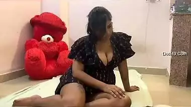 Roomie films porn video after finding out that busty Desi is a webcam girl