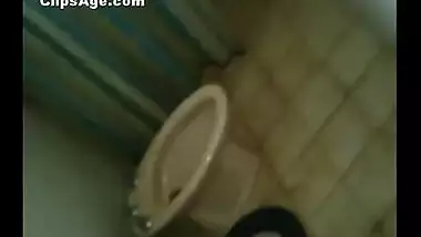 Young Sri Lankan whore captured full nude in bathroom – Part 1