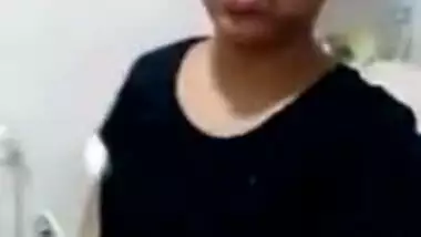 Indian bbw girl record her boobs and pussy for her bf