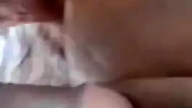 Desi slut tries her best being fucked in the MMS outdoor XXX video