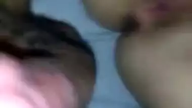 Guy is very lucky because XXX Indian girlfriend agrees to have sex on camera