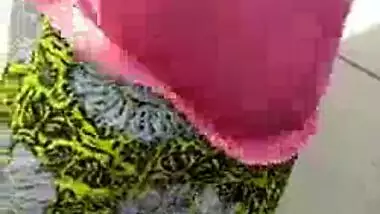 Non Nude Bangladeshi Maid Aunty Let Young Boy Touch Boobs for Money