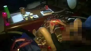 Neighbor eating my pussy again while playing fortnite I cream in his mouth