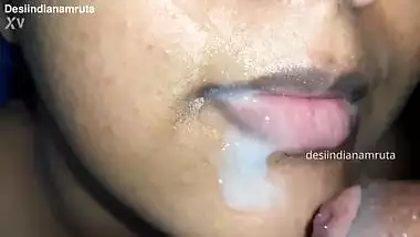 Desi Cute Indian Bhabhi gets Massive Cumshot in Beautiful Mouth & Lip from her Devar's Cock !!