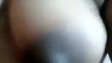 Chubby Bangladeshi girl fingers her wet XXX bush in solo MMS video