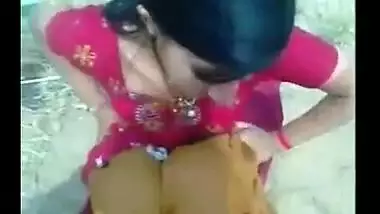 Indian porn sites presents Punjabi village girl outdoor sex with lover