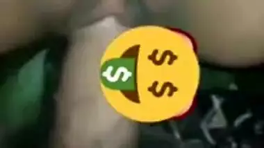 Outdoor MMS video of Desi slut taking lover's shaft into XXX slit