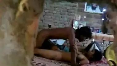 Spy young Tamil teen couple fuck in old barn. Caught Desi outdoor mms