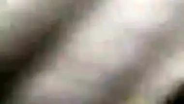Man wears a sex condom and shoves XXX instrument into hairy Desi pussy