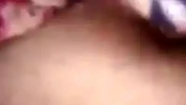 Today Exclusive -desi Bhabhi Showing Her Boobs And Pussy To Hubby On Vc