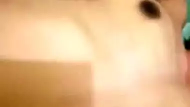 Desi wife cheating XXX sex with husband’s friend in this MMS video