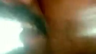 Dude seduces cute Desi auntie to have hot XXX for amateur camera