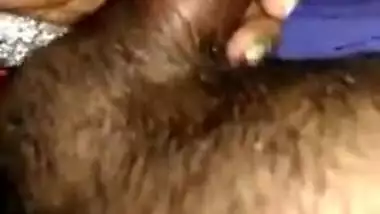 Tamil girl uma sucks her bf cock & takes cum in her mouth