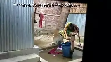 desi girl bathing outdoor for full video http://zipvale.com/FfNN