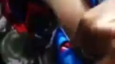 Indian beauty gets very horny exposing boobs in solo porn sex show