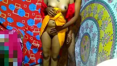 She Wears A New Red Sari And Has Sex With Bhabi Deor