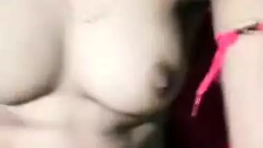 Busty Desi enjoys every second of solo XXX porn show becoming MMS