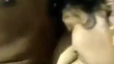 Cute Desi plumper sucks erect XXX prick of her lover like a pro