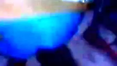 Horny guy makes Desi girl understand that he is keen to have chudai