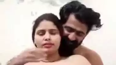 Desi XXX whore allows bearded guy to take her bra off and touch titties
