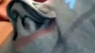 Cute bhabhi sucking dick of devar in viral incest sex