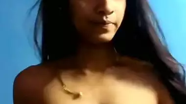 Super tits Indian girl nude videos shared online