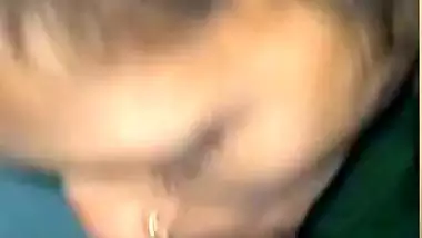 Tamil guy enjoys a Marathi blowjob from a Puneri lady