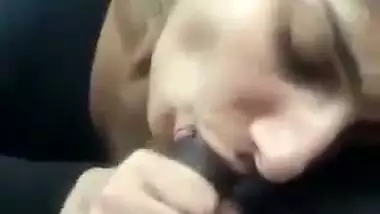 A nude Indian babe drinks her lover’s cum in the car