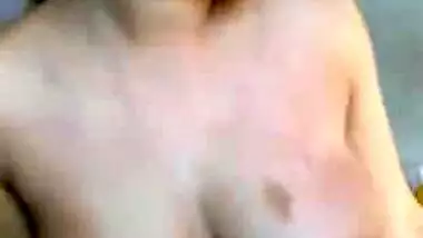 Hot & Sexy Paki Girlfriend Boob Press in White Salwar wid Audio