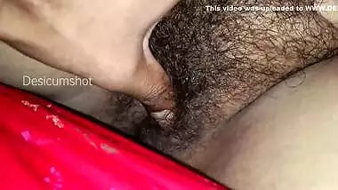 Chut Ki Massage Kar Aunty Ko Pani Pani Kar Di Uske Dever Ne