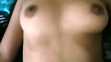 So Cute NRI Girlfriend is Fucked So Hard and Moans Like a Slut as She Can’t Bear it. (She Even Got Slapped While Fucking-So Horny)