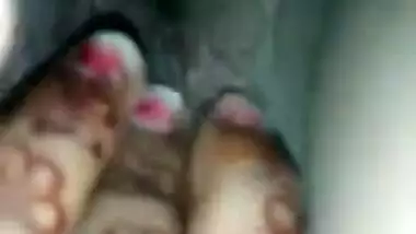 Indian chick with tattooed fingers bares XXX peach for solo sex video